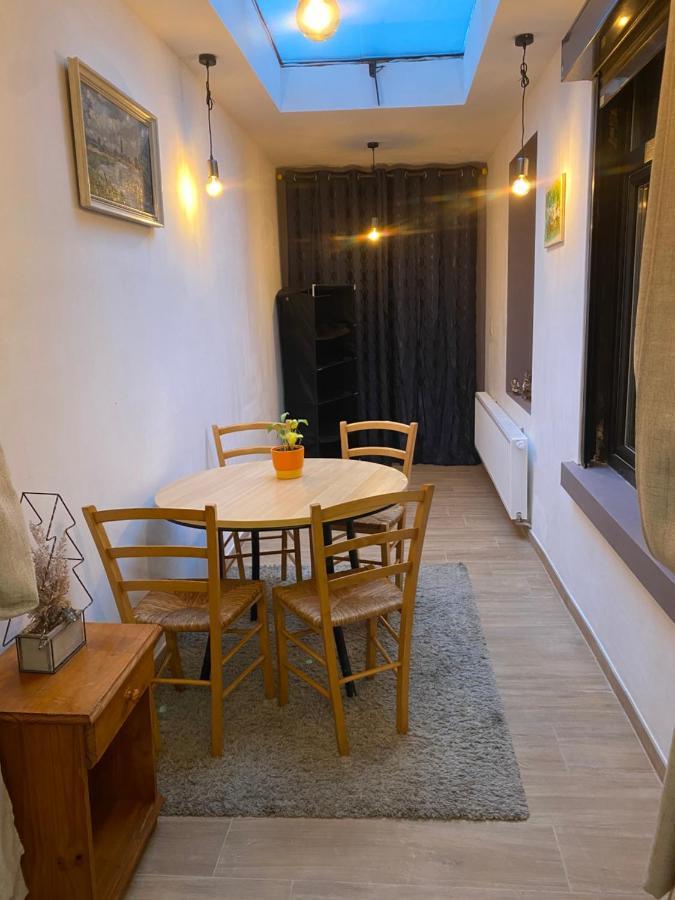 שרלרואה Superbe Appartement מראה חיצוני תמונה