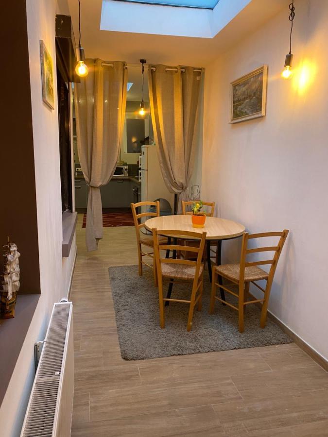 שרלרואה Superbe Appartement מראה חיצוני תמונה